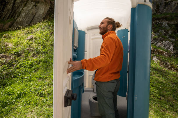 Affordable portable toilet rental in Brookmont, MD